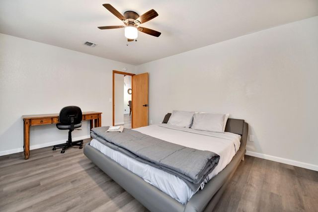 4381 Park Woods Dr, Pollock Pines, CA 95726