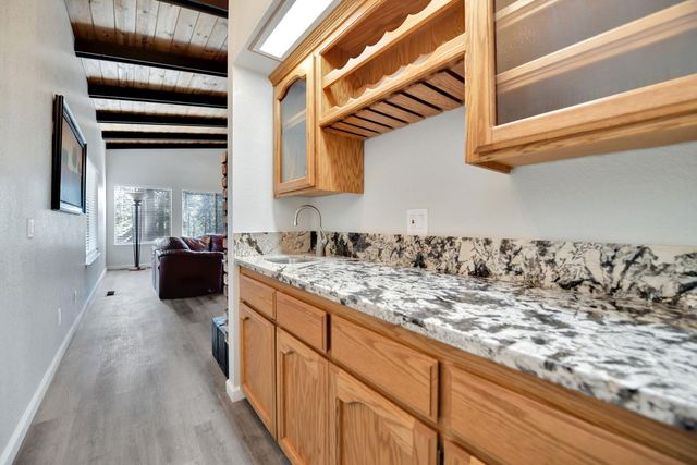 4381 Park Woods Dr, Pollock Pines, CA 95726