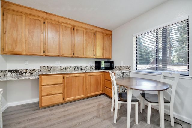 4381 Park Woods Dr, Pollock Pines, CA 95726