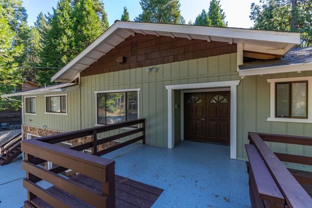 4381 Park Woods Dr, Pollock Pines, CA 95726