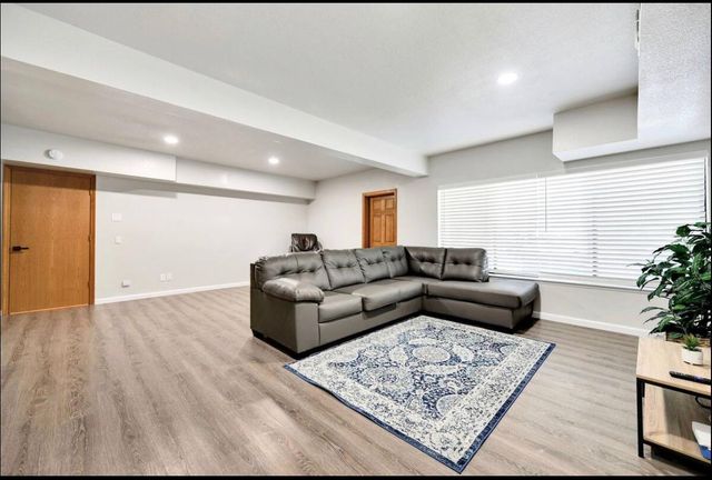 4381 Park Woods Dr, Pollock Pines, CA 95726