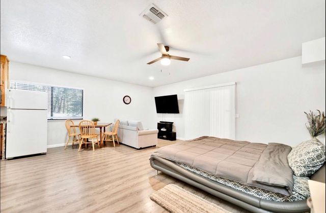 4381 Park Woods Dr, Pollock Pines, CA 95726