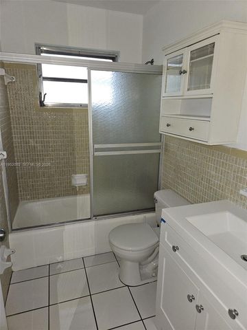 400 SE 31st St 5, Fort Lauderdale, FL 33316