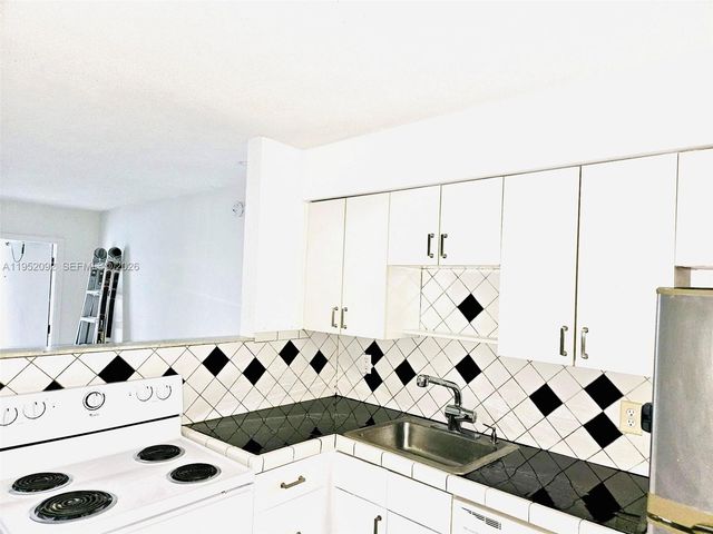 400 SE 31st St 5, Fort Lauderdale, FL 33316