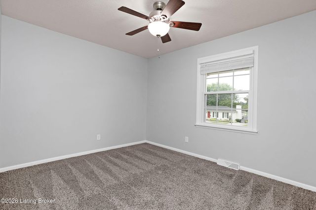 705 Bon Aire Dr, Elizabethtown, KY 42701