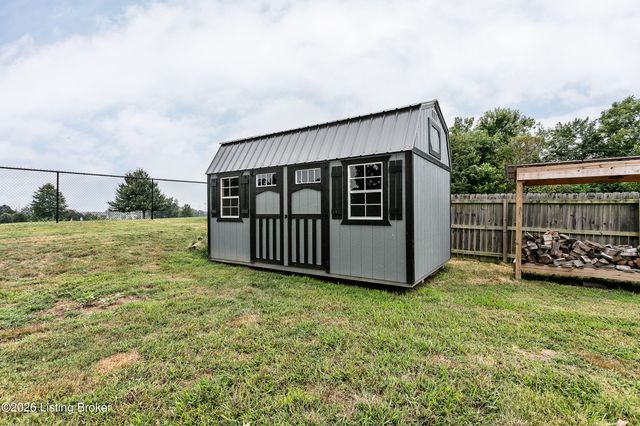 705 Bon Aire Dr, Elizabethtown, KY 42701