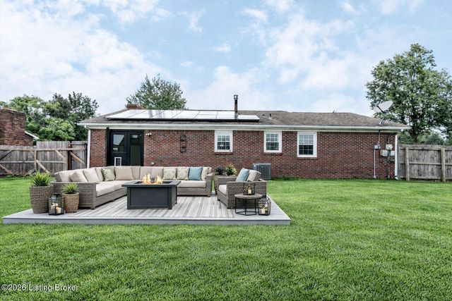 705 Bon Aire Dr, Elizabethtown, KY 42701