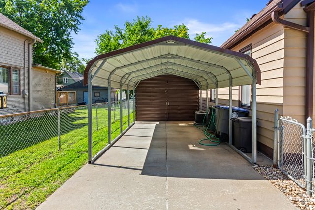 1925 5TH Avenue, Council Bluffs, IA 51501