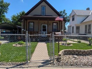 1925 5TH Avenue, Council Bluffs, IA 51501