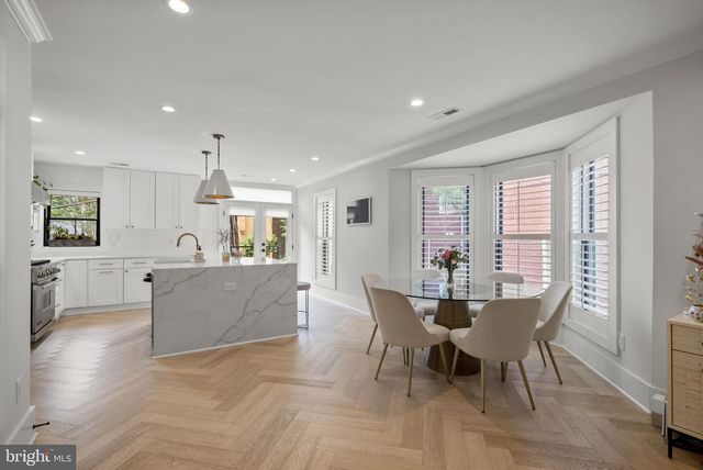 1305 INDEPENDENCE AVE SE, Washington, DC 20003
