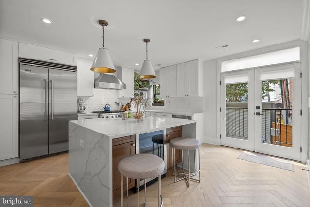 1305 INDEPENDENCE AVE SE, Washington, DC 20003