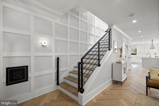 1305 INDEPENDENCE AVE SE, Washington, DC 20003
