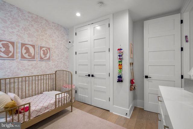 1305 INDEPENDENCE AVE SE, Washington, DC 20003