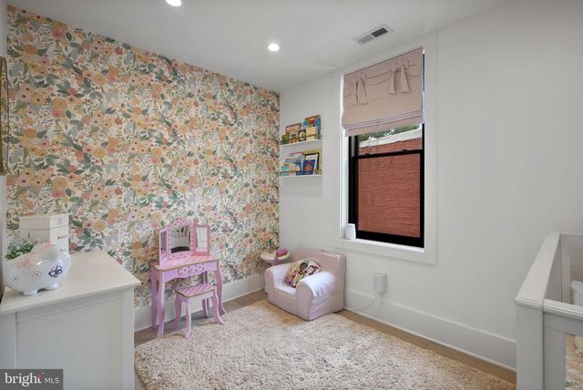 1305 INDEPENDENCE AVE SE, Washington, DC 20003