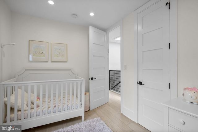 1305 INDEPENDENCE AVE SE, Washington, DC 20003