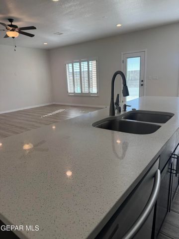 412 INDIGO Court, El Paso, TX 79932