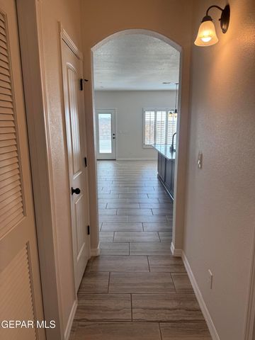 412 INDIGO Court, El Paso, TX 79932