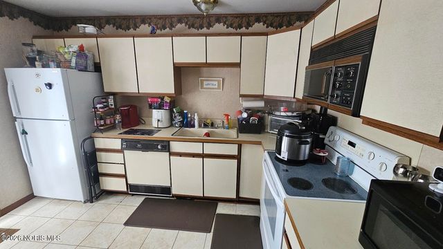 1130 Bernath Parkway, Toledo, OH 43615