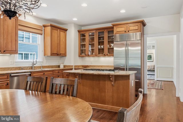6962 PARK AVE, Mclean, VA 22101