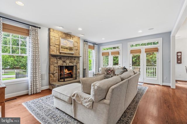 6962 PARK AVE, Mclean, VA 22101