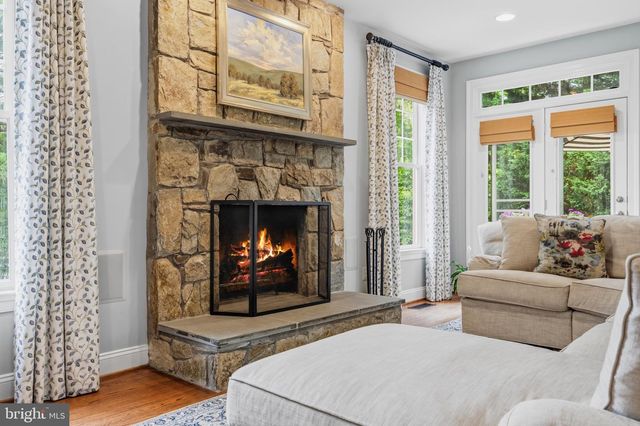 6962 PARK AVE, Mclean, VA 22101