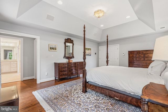 6962 PARK AVE, Mclean, VA 22101