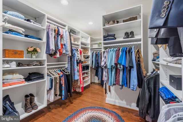 6962 PARK AVE, Mclean, VA 22101