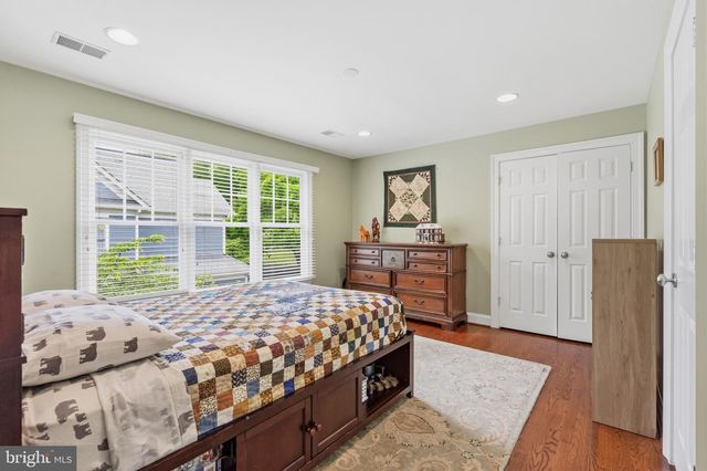 6962 PARK AVE, Mclean, VA 22101