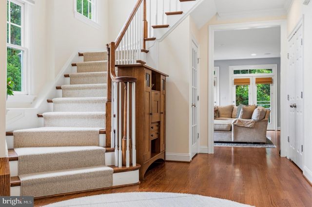6962 PARK AVE, Mclean, VA 22101