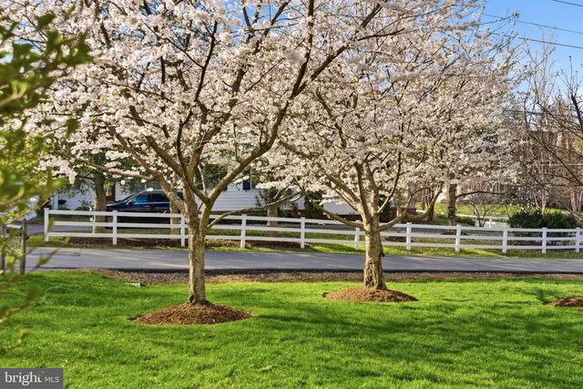 6962 PARK AVE, Mclean, VA 22101