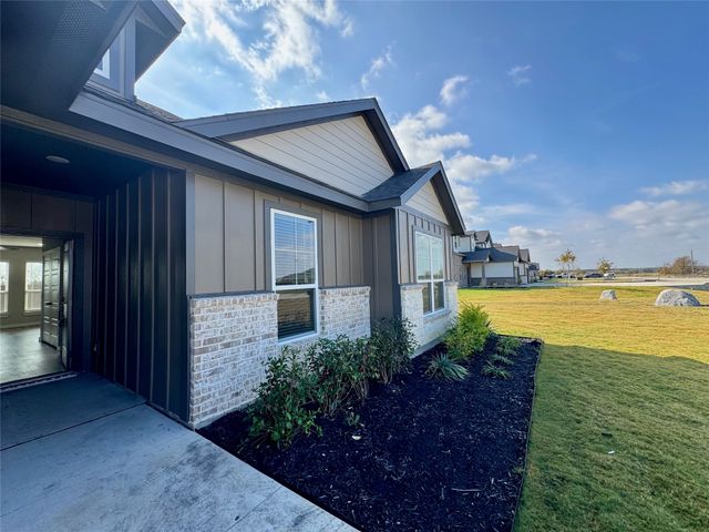 3842 Clovis Street, Midlothian, TX 76065