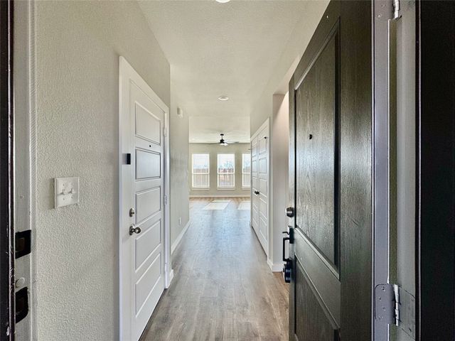 3842 Clovis Street, Midlothian, TX 76065