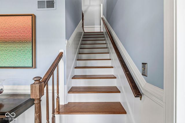 432 W 83rd Street, Indianapolis, IN 46260