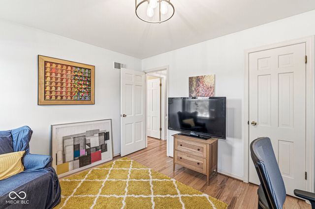 432 W 83rd Street, Indianapolis, IN 46260