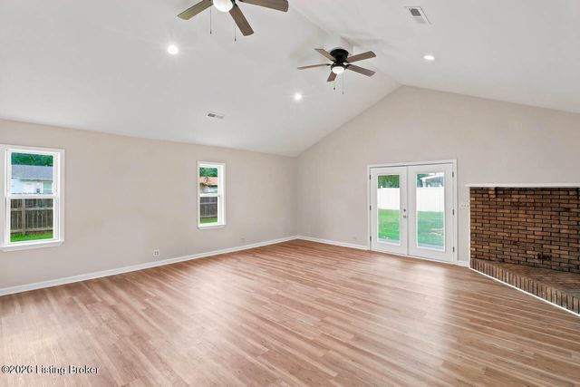 13401 Kinross Blvd, Louisville, KY 40272