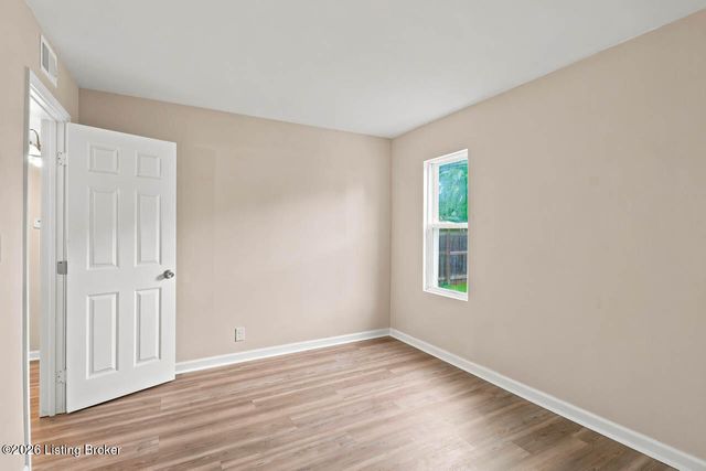 13401 Kinross Blvd, Louisville, KY 40272