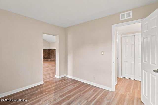 13401 Kinross Blvd, Louisville, KY 40272
