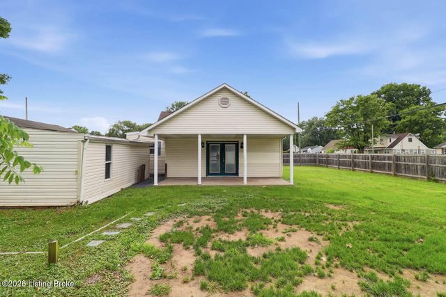 13401 Kinross Blvd, Louisville, KY 40272