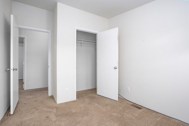 312 S Columbia Center Blvd #71 # 71, Kennewick, WA 99336