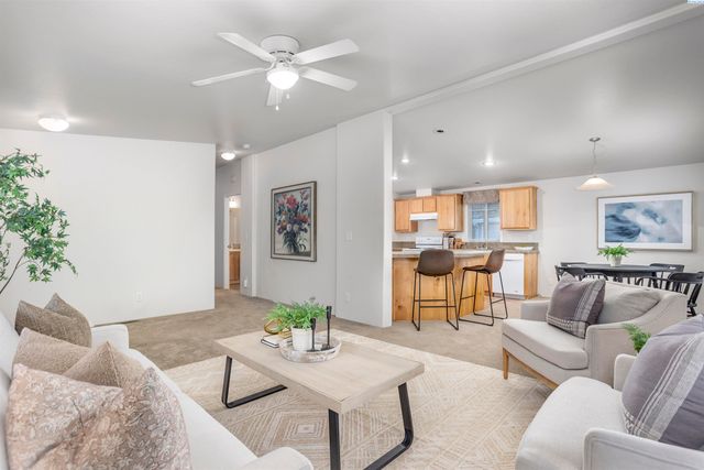 312 S Columbia Center Blvd #71 # 71, Kennewick, WA 99336