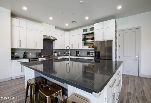 2009 N 80TH Place, Scottsdale, AZ 85257