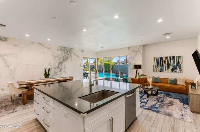 2009 N 80TH Place, Scottsdale, AZ 85257