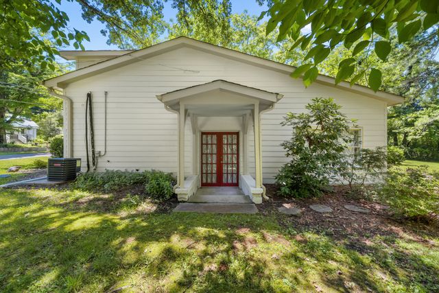 237 Lake Odonnell Rd, Sewanee, TN 37375