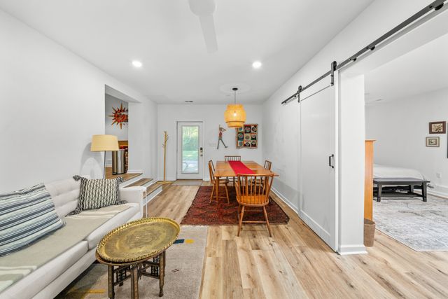 237 Lake Odonnell Rd, Sewanee, TN 37375
