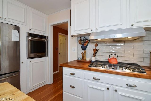 2658 Canterbury Road, Cleveland Heights, OH 44118