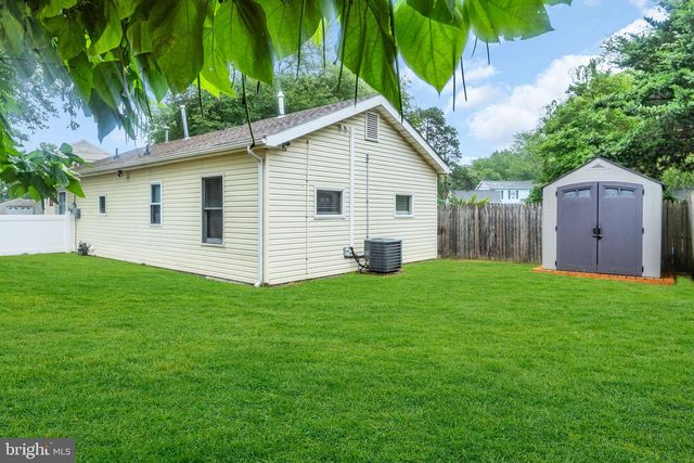 54 CENTRAL AVE, Waretown, NJ 08758