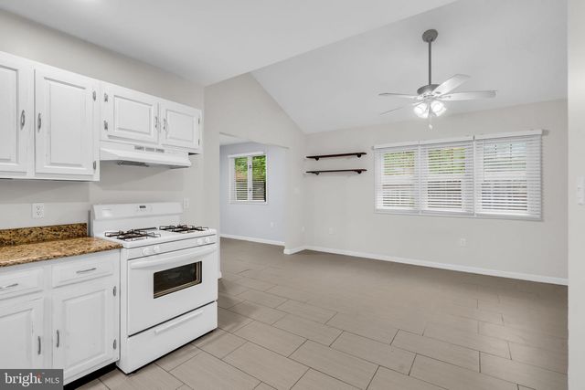 54 CENTRAL AVE, Waretown, NJ 08758