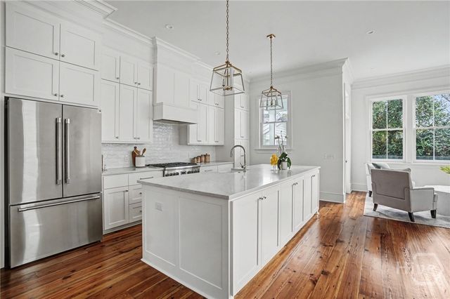 509 E Huntingdon Street, Savannah, GA 31401