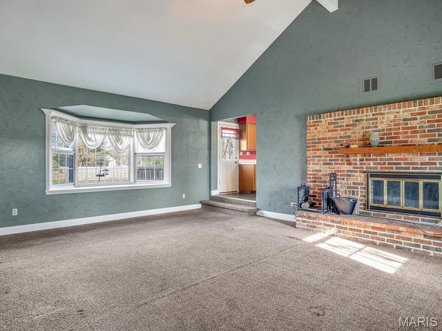 9 Parklane Drive, Troy, IL 62294