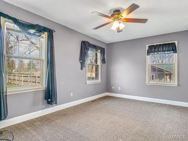 9 Parklane Drive, Troy, IL 62294